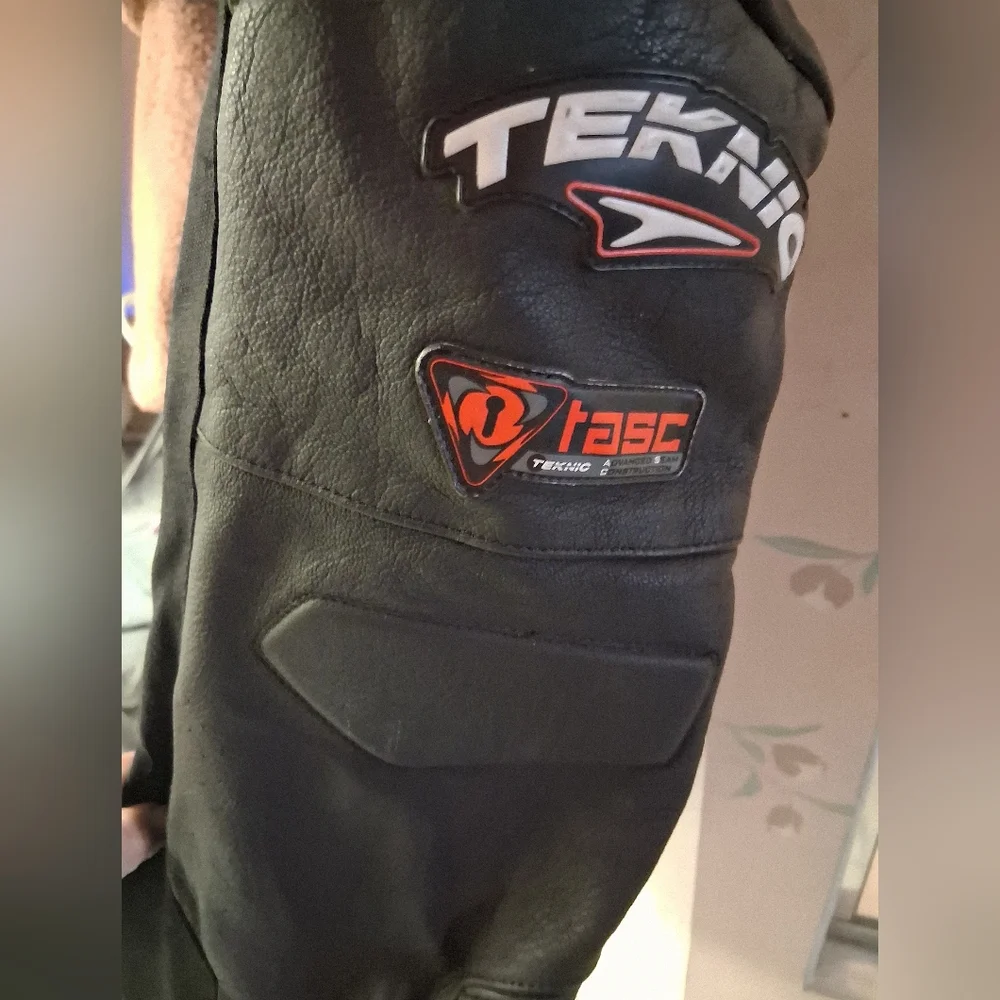 Teknic Tasc Black.Motorcycle Jacket XL Size 52 Leather